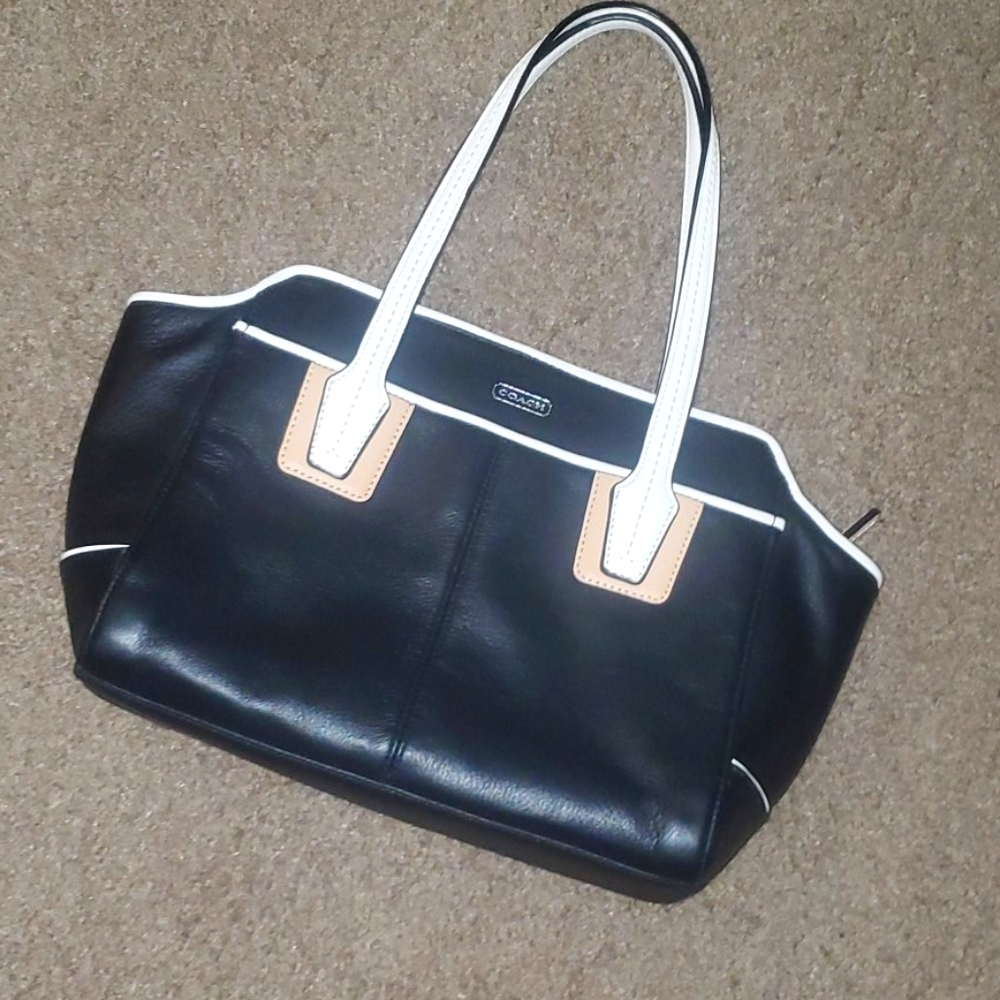 ‼SOLD‼Cute vintage preppy coach purse